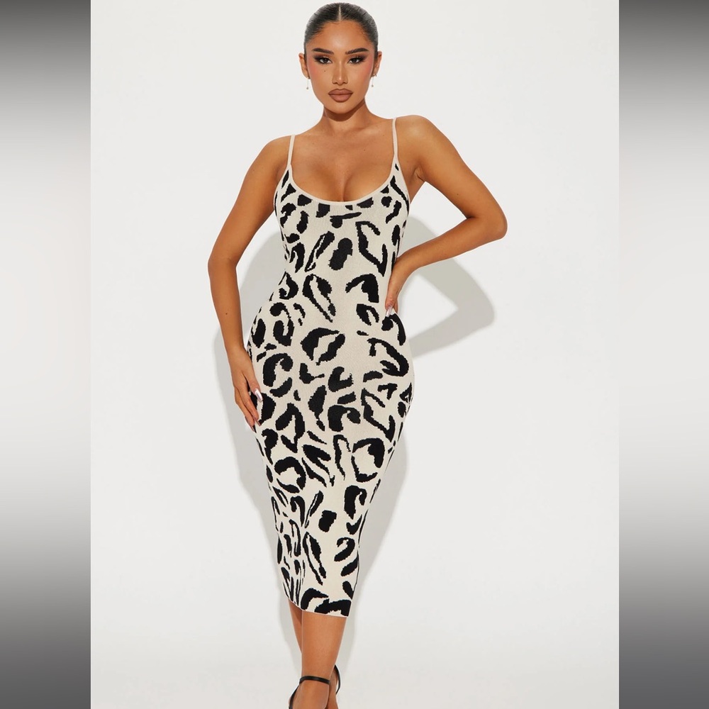 Leo Sweater Midi Dress